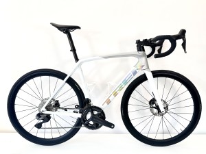 Trek Émonda SL 7 Ultegra Di2 – 8,30 kg – Aeolus Pro 37 – rozmiar 56