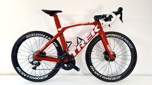 Trek Madone SLR Disc Ultegra R8000 Aeolus XXX 4 – rozmiar 54